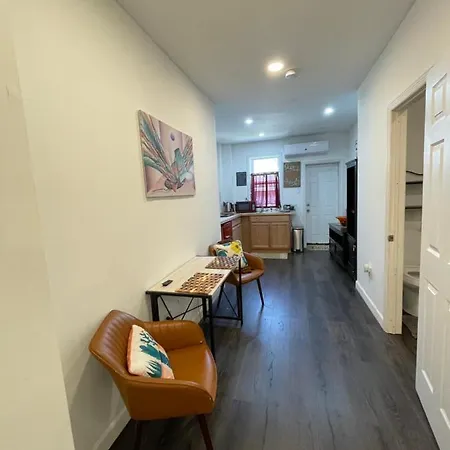 Studio Row With Wifi-3